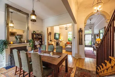 Image de Heritage terrace house with oasis pool garden by the beach