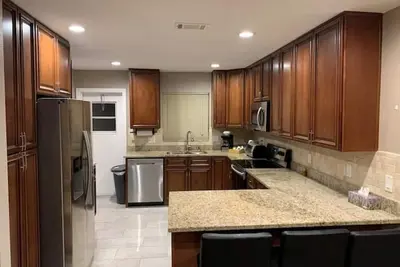 Image de Home Away From Home! Minutes to Universal & Disney