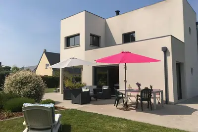 Image de Maison moderne et accueillante, proche de la plage