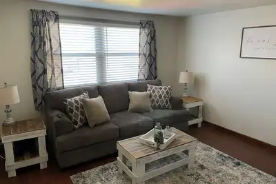 Image de Private 1-bedroom apartment centrally located between Buffalo & Niagara Falls