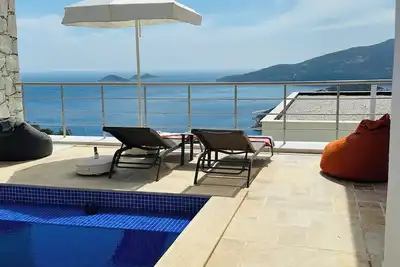 Image de Spacious, Comfortable 1 Bed Private Villa with the most fabolous Kalkan BayViews