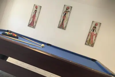 Image de Hébergement vacance détente avec jacuzzi et billard américain