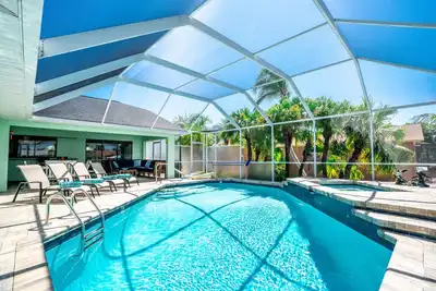Image de New Palm Tree Iii - Free Heated Pool/Spa ( Kayaks, Paddle boards, and bikes)