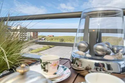 Image de Beachwalk - Brandenburg House: 3-room apartment, 2 bedrooms, balcony, ideal for