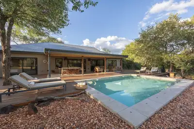 Image de Ubuntu Luxury Villa, with private pool and located on Hoedspruit Wildlife Estate