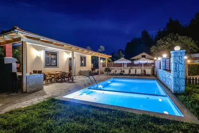 Villa Rafaella 2
