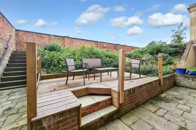 Image de Margaret's Garden by Fortuna Property, The Margaret's Garden