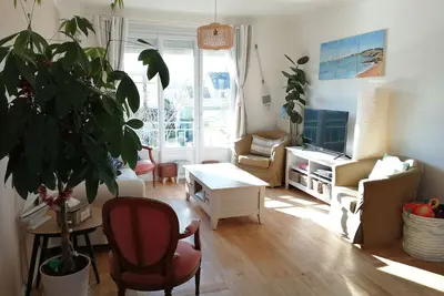 Image de 6bedroom house (sleeps 12-13) St Nazaire