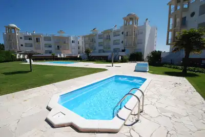 Image de Marina - Appartement de vacances à Nazaré avec piscine et vue sur la mer
