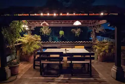 Image de 2 bedroom in the center with volcano views