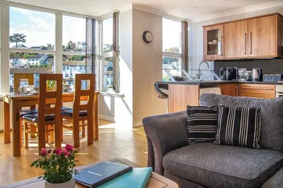 Image de A stylish apartment located in a family friendly area and close to local amenities.