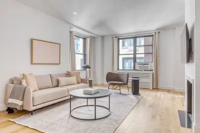 Lovely Midtown 2br w/ Doorman & W/D, near Grand Central, by Blueground