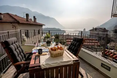 Image de Lora Lake Villa