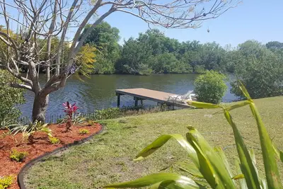 Image de House Port Charlotte on canal