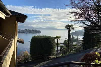 Image de Apartment in Residence in Stresa Borromeo Islands view, private garden and Park