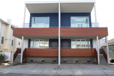 Image de Modern 6 Bedroom Wildwood Beach Getaway