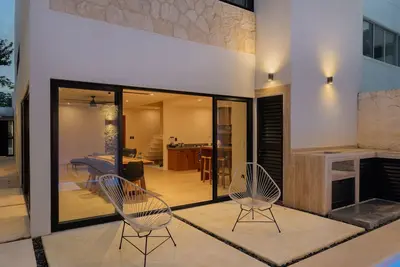 Image de Brand new villa in private residential / pool - 8 min from the beach