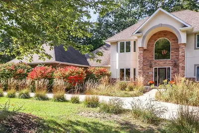 Image de One Beverly Shores Place Luxurious Country Estate Beverly Shore, Indiana