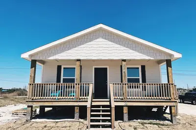 Image de Post Oak Lane Coastal Vacation House