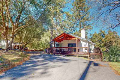 Image de Tranquil home near Yosemite National Park with golf, shared pool, & tennis