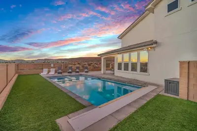 Image de Paseos Poolhouse, Private Pool And Hot Tub!