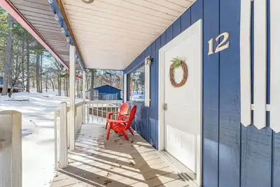 Image de Newly remodeled-1 Mile to Sdc. Resort hot tub open!