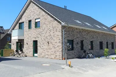 Image de Maison de vacances Burhave pour 1 - 9 personnes avec 4 chambres à coucher - Maison de vacances