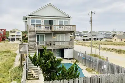 Image de Oceanfront - Nags Head with Pool and Hot Tub! Pet Friendly!