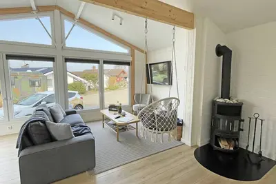 Image de Our extensively renovated and modern bungalow \"Schlei-Idyll\" with maritime details, as well as a small garden area with terrace for your well-deserved time out, is located within sight 100m from the beautiful Schlei