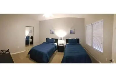 Image de Get-away condo in the heart of Haile Village.