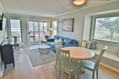 Image de Beautiful Condo in the Perfect Location
