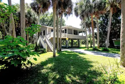 Image de Lomas- Pet-Friendly Cottage; Screened Porch; Easy Beach Access; Streaming/WiFi