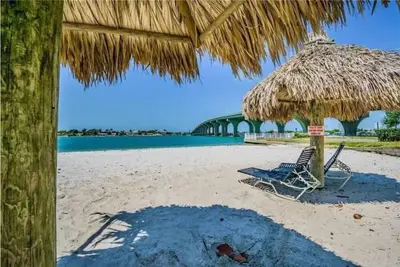Image de Visit Paradise! Remodeled 2-bed/2-bath condo.