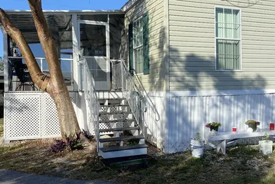 Image de Two bedroom home fully furnished.