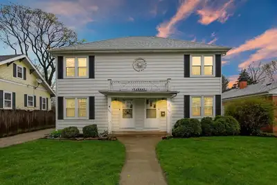 Image de Modern and Spacious 2-Story