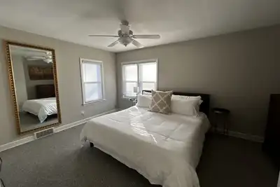 Image de Modern and Spacious 2-Story