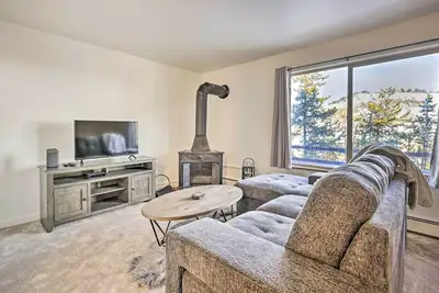 Image de Steps to Dillon Reservoir: Mtn-View Condo
