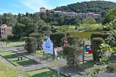 Image de Joli appartement pour 4 personnes avec Wifi, piscine, Tv, terrasse et parking