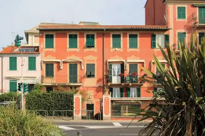 Image de Agréable appartement pour 5 personnes avec climatisation, Wifi, Tv et parking