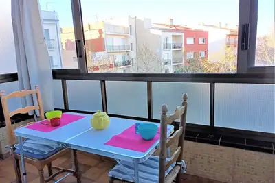 Image de 2191 - Las Murallas 3-1, TRÈS Bien SITUÉ, PRÈS Des Commerces Et Plage, Quartier De La Citadelle De Roses.