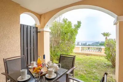 Image de Le Village (E1 121) by Interhome
