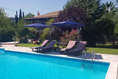 Image de Traditional villa Vicky is a two floor house with a private pool in Evia island.