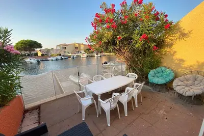 Image de Marina 5p avec piscine et terrasses, 4 chambres, clim, parking, proche plage et commerces, Port Barcarès