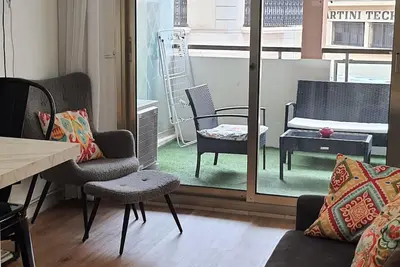 Image de Pleasant T2 center of Cannes