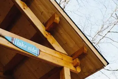 Image de This cottage is a 2 bedroom(s), 1 bathrooms, located in parry sound, on.