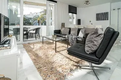 Image de Mr- Cozy 4 sleep flat in Marbella, great location