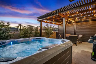 Image de Ocotillo Springs Resort 47| Brand New Home-Private Hot tub, Bbq Grill, Ping Pong, & Resort Pool