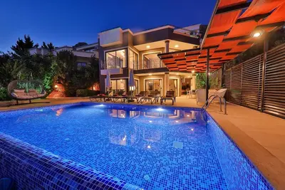 Image de Luxury Villa for 6 Nr. Town Center in Kiziltas