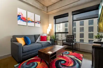 Image de MINNeSTAY* Sable 404 | North Loop