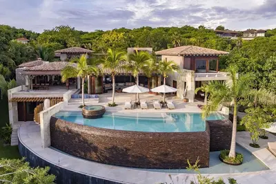 Casa Roka Luxury villa